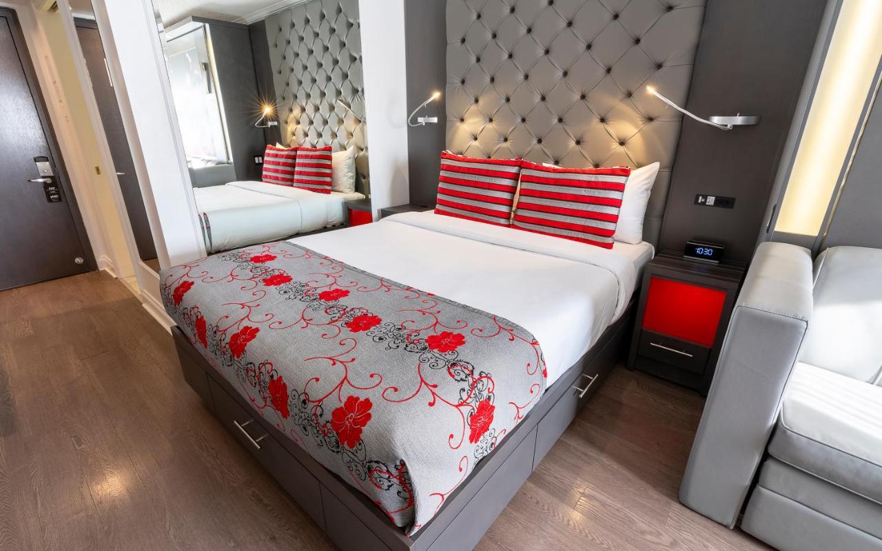Chambre avec 1 Lit Queen-Size et 1 Lit Escamotable Queen-Size - Vue sur Extérieur