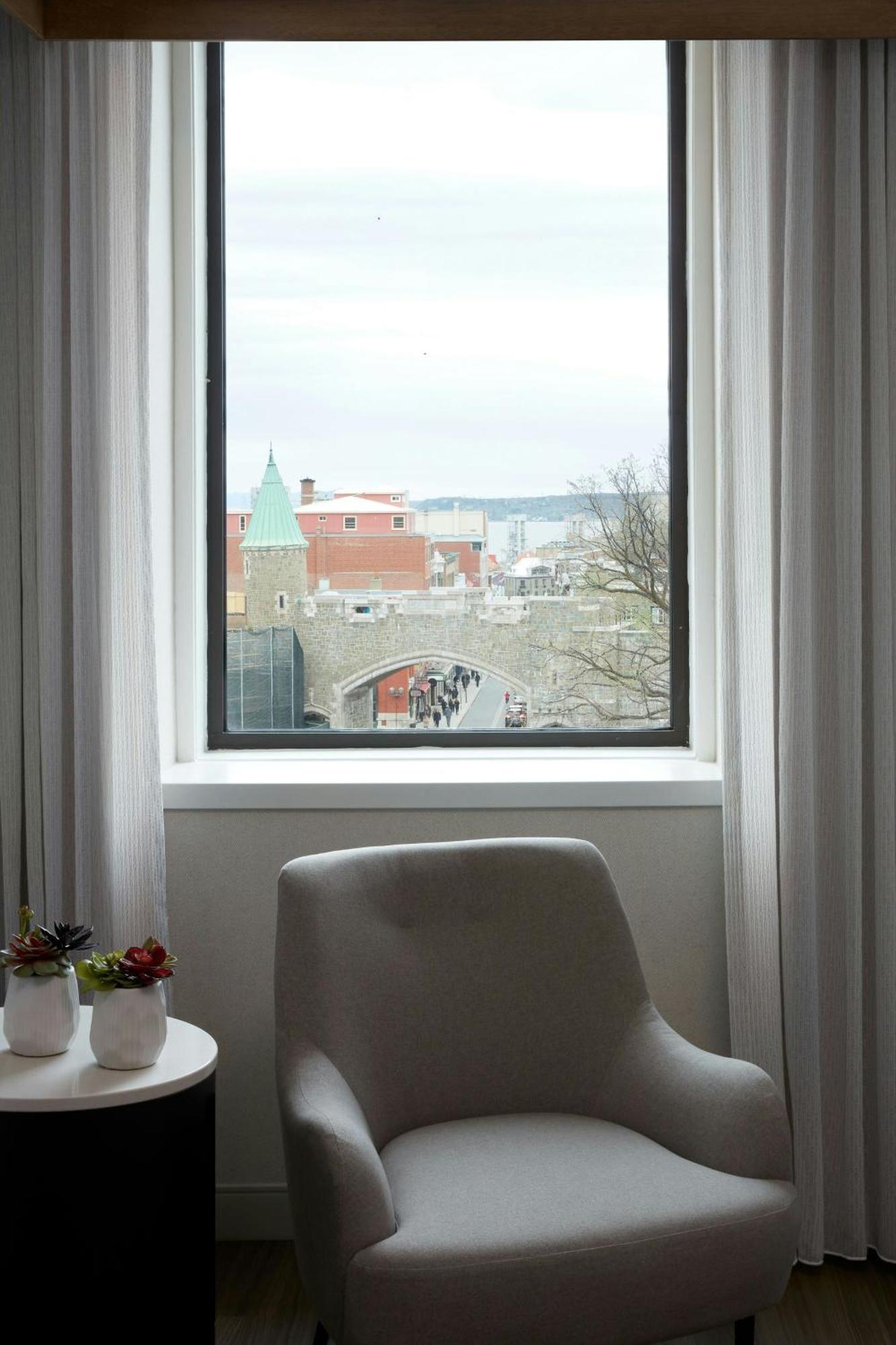 Chambre Lit King-Size avec Vue sur la Ville