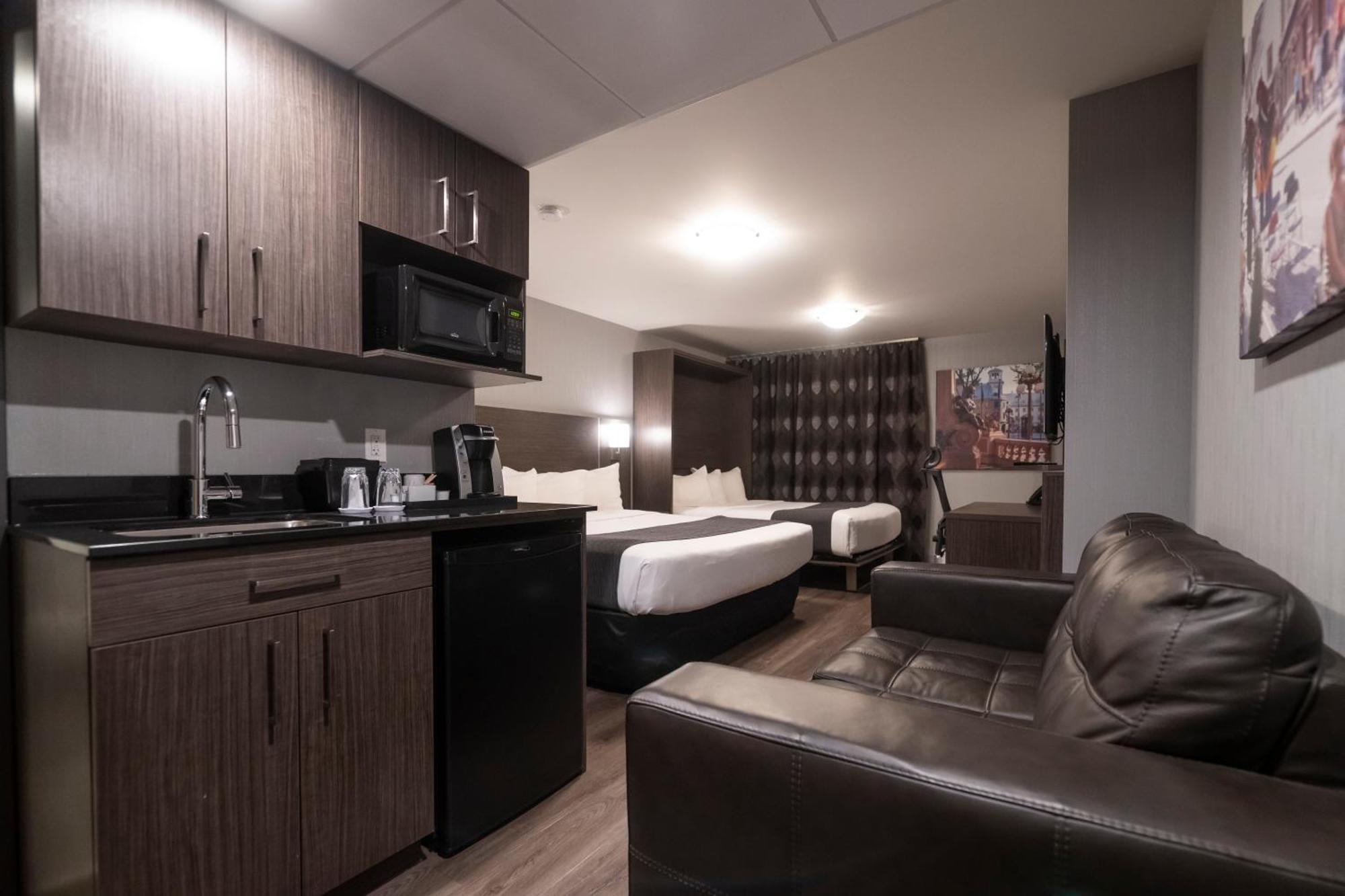 Superior King Room