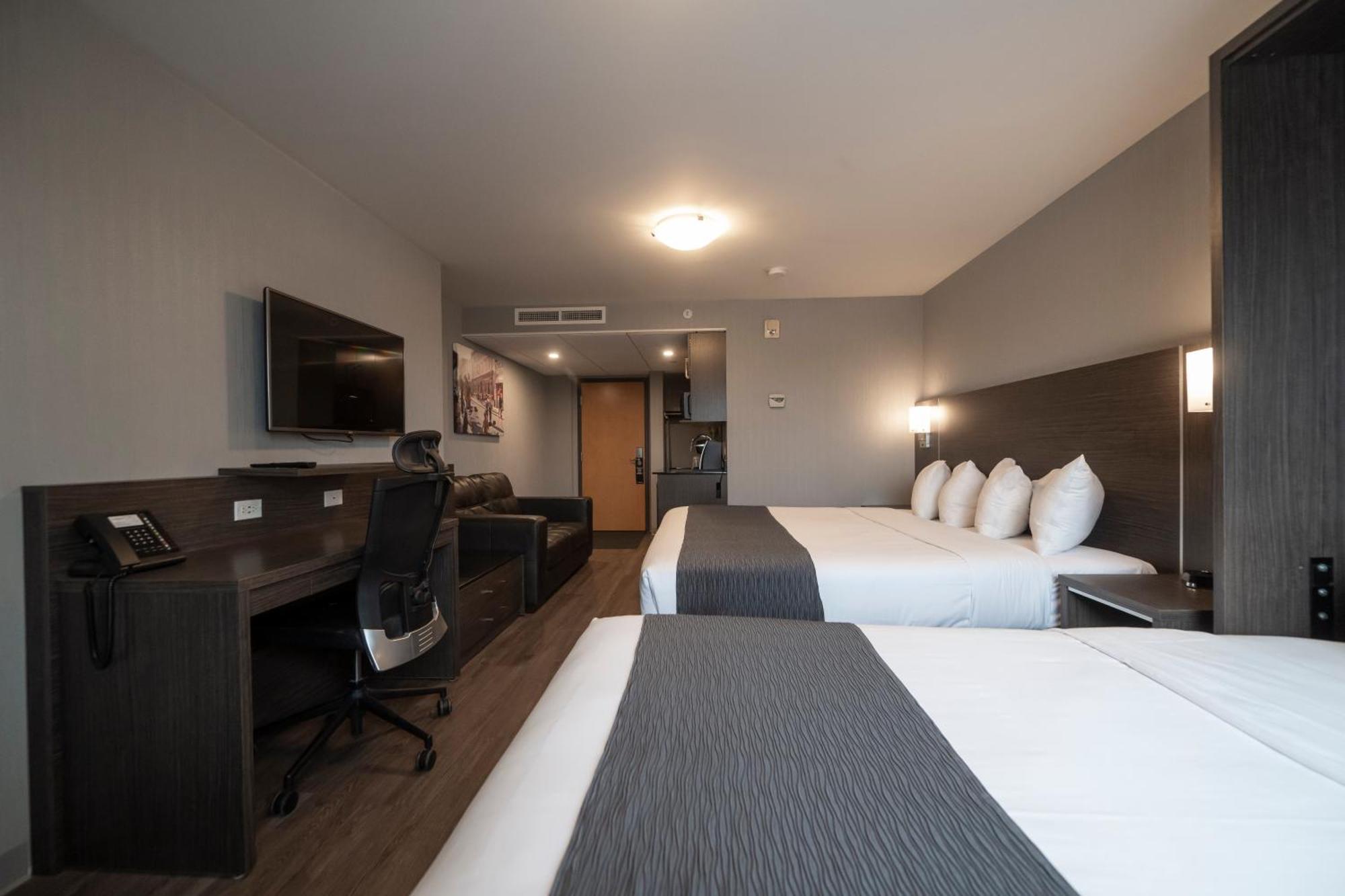 Superior King Room